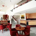 Irinna Aparthotel