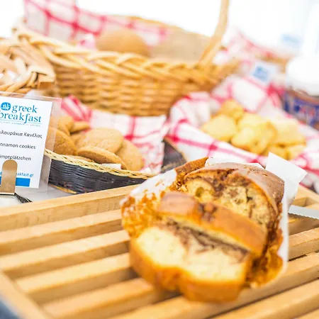 מלון דירות Irinna