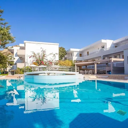 Irinna Aparthotel