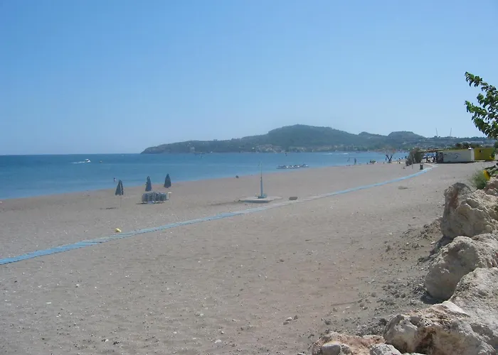 Apartmanhotel Irinna 3*