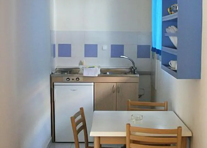 Apart Otel Irinna Faliraki