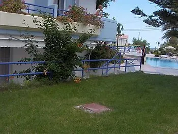 Irinna Apart Otel 3*