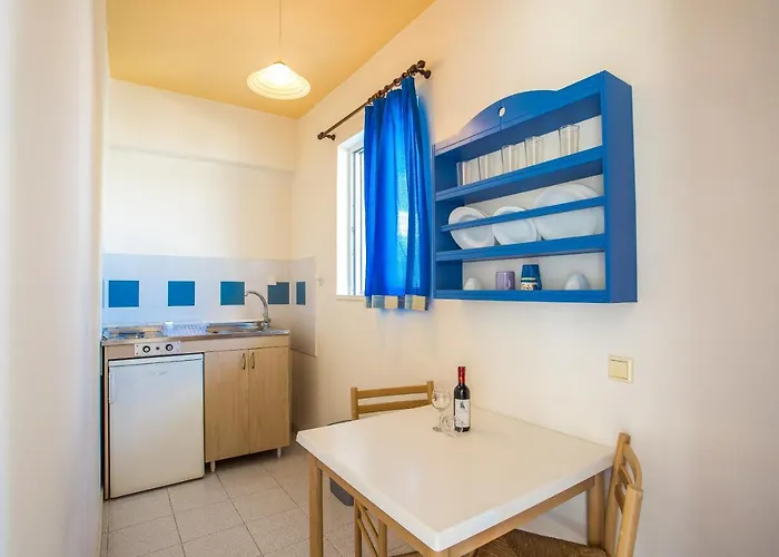 Apart Otel Irinna 3*